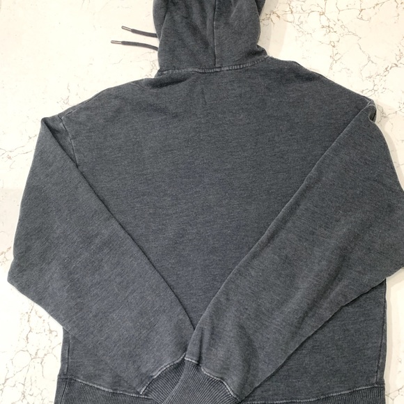 Hollister Sweatshirt - Picture 2 of 5